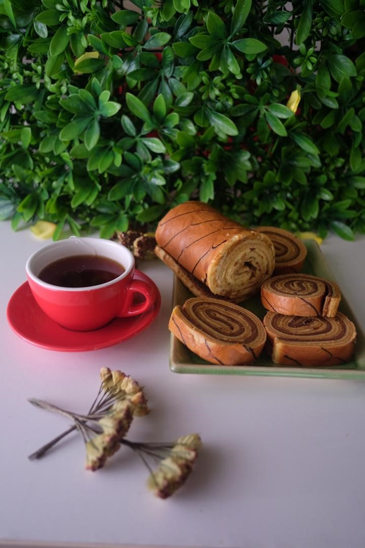 Chocolate Layer Rolls